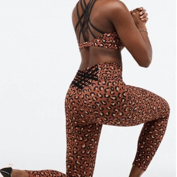 NWOT Power Hold by Fabletics - Brown Cheetah Set Small Bra and leggings - Picture 4 of 5